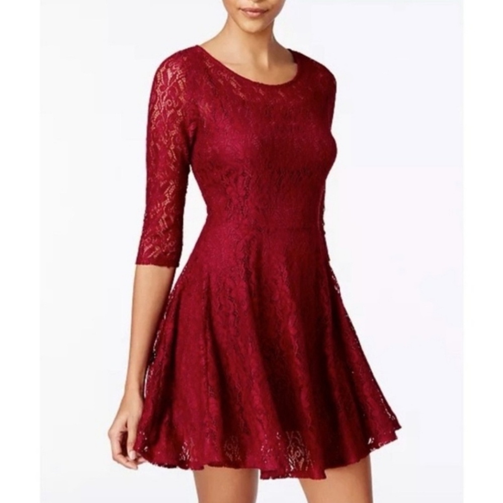 Fishbowl Burgundy Lace Long Sleeve Zipper Dress